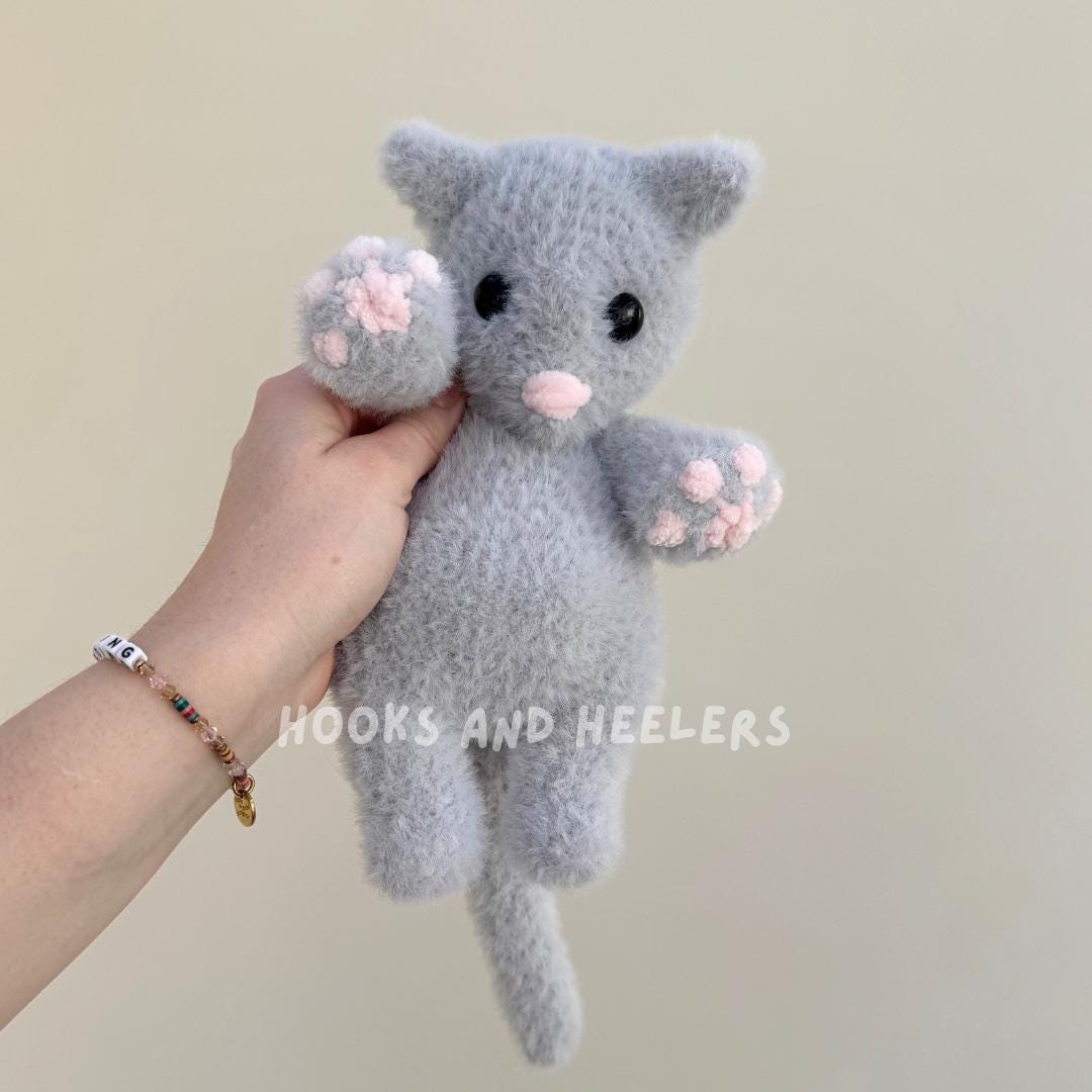 No-Sew Cuddly Cat PDF PATTERN